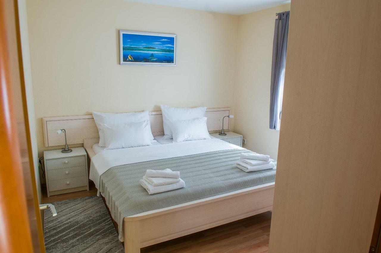 Maestral Suites Шибеник Экстерьер фото