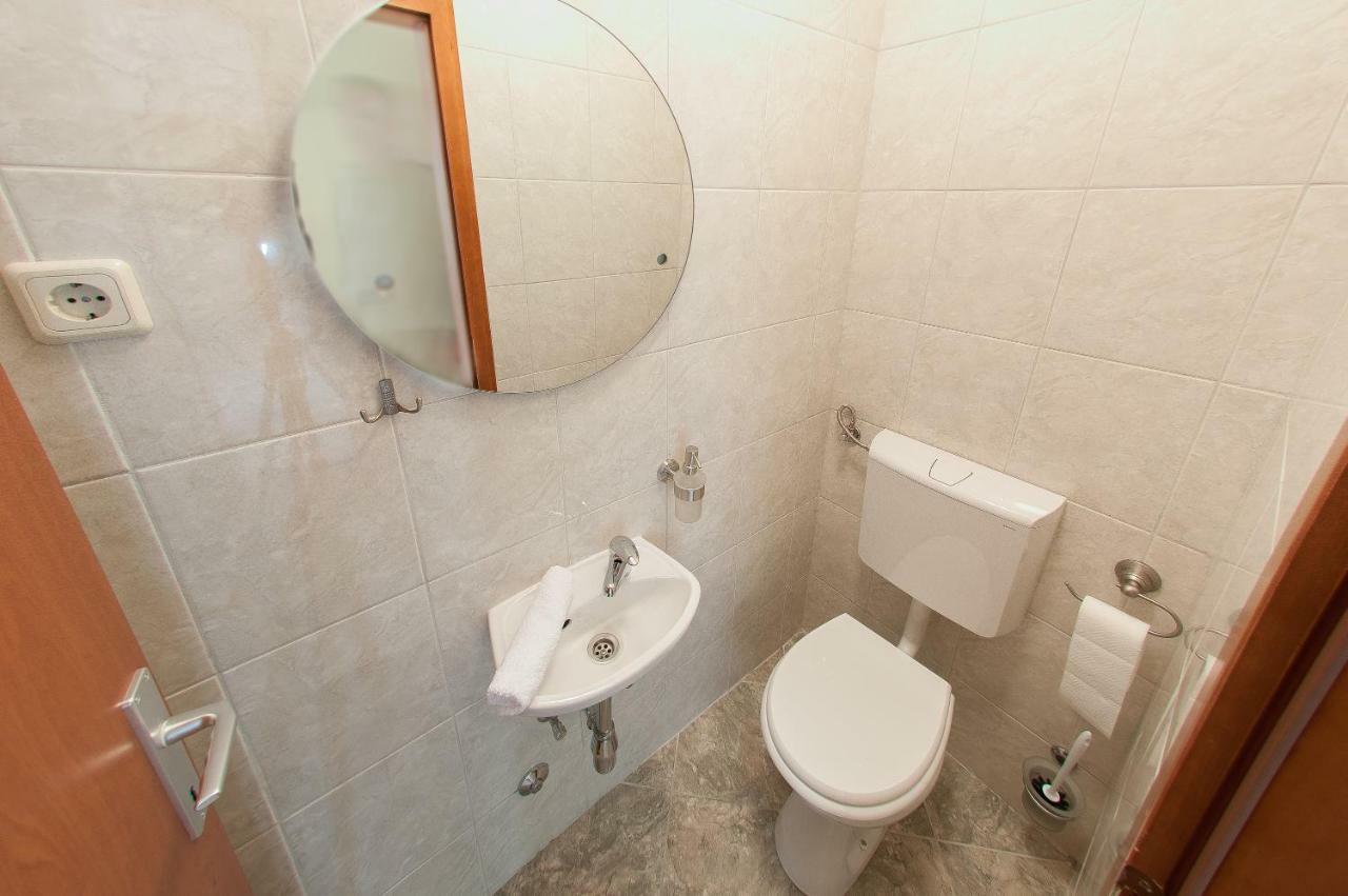 Maestral Suites Шибеник Экстерьер фото