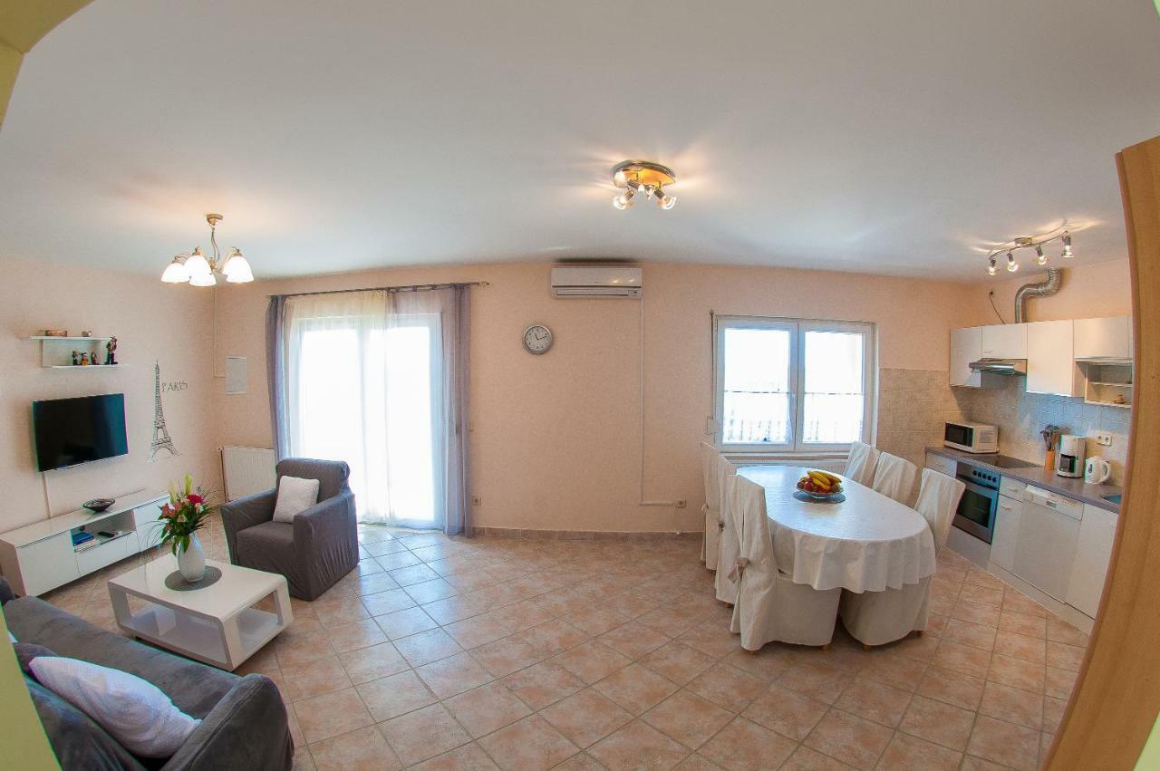 Maestral Suites Шибеник Экстерьер фото