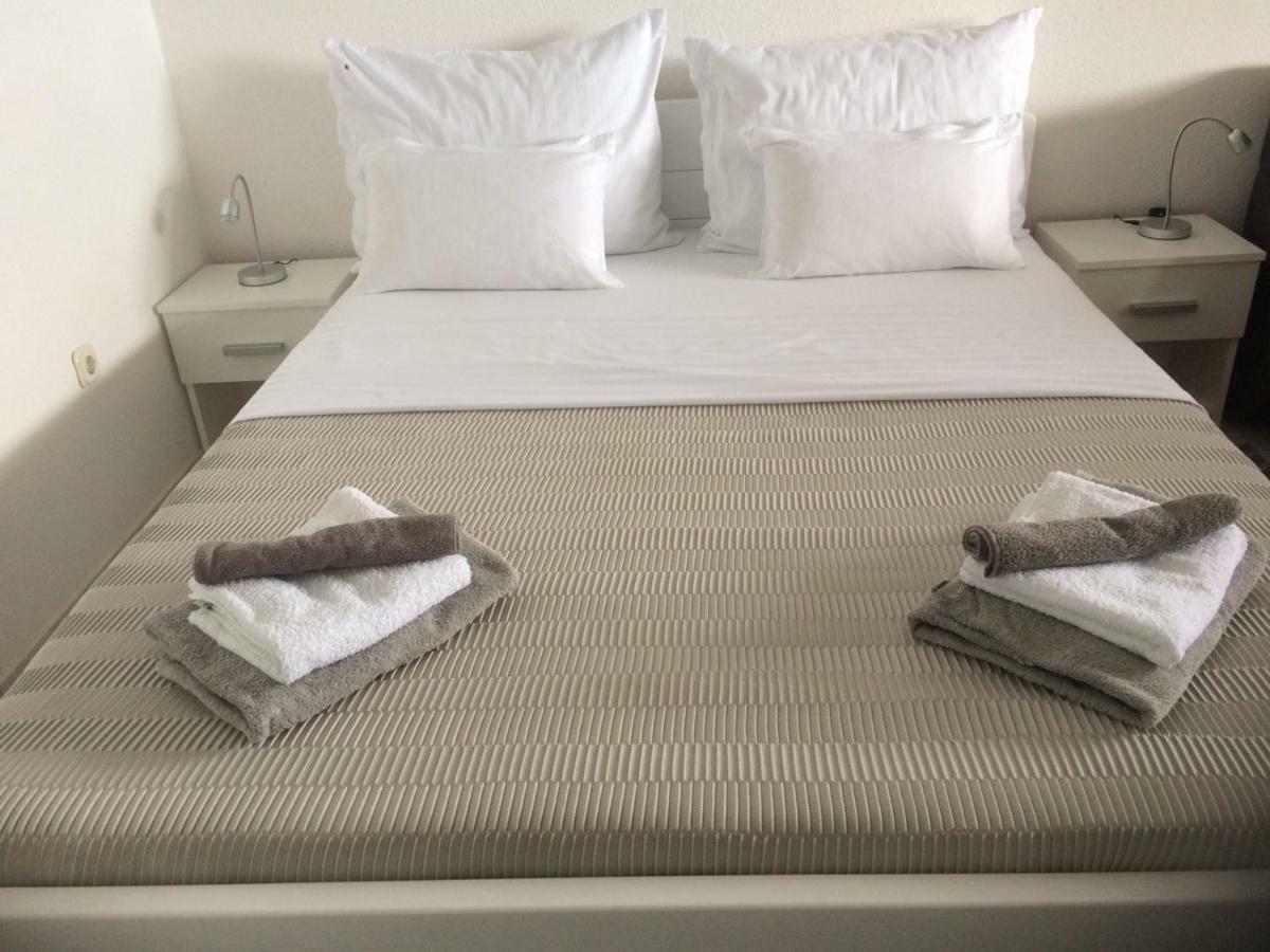 Maestral Suites Шибеник Экстерьер фото